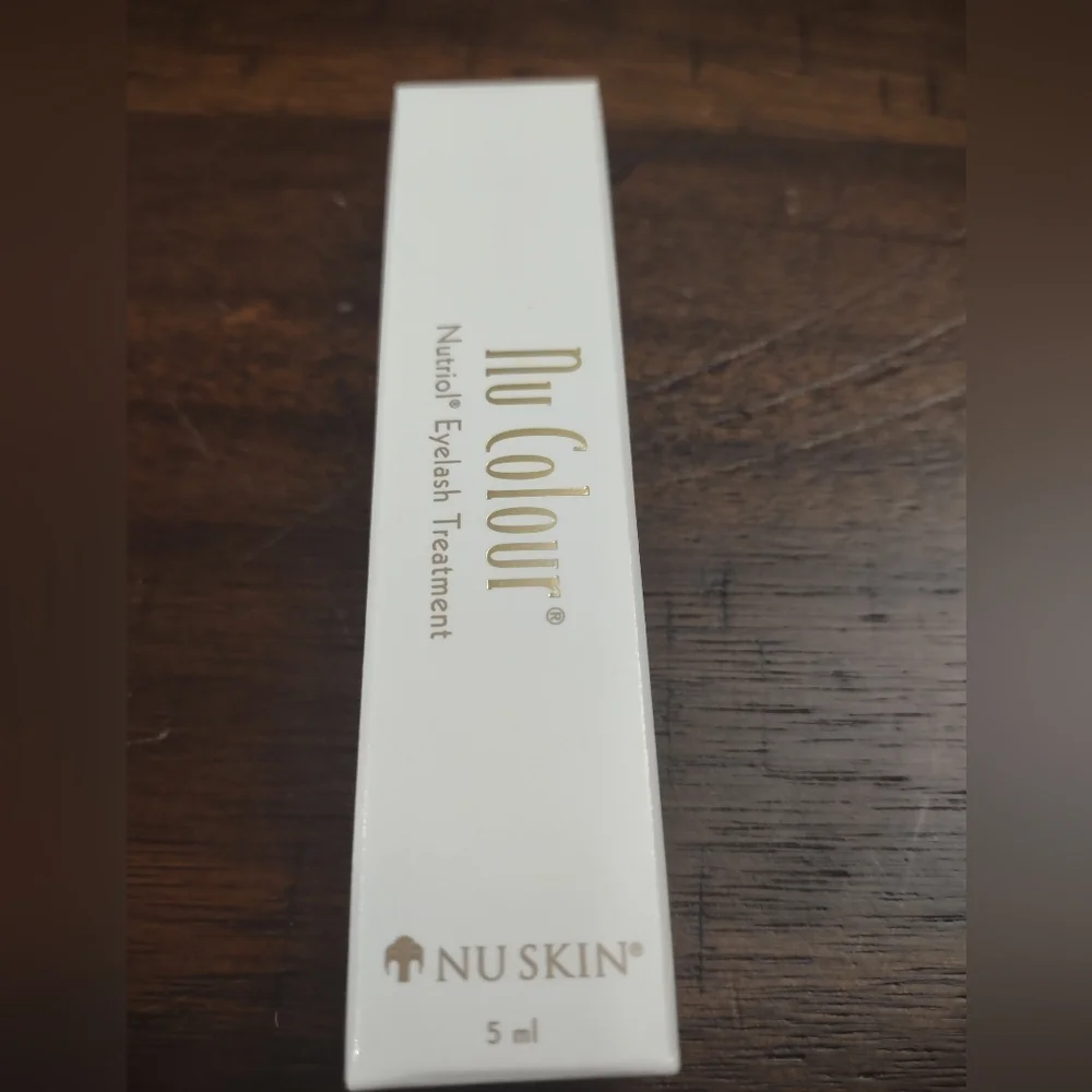 𝅺NWT Nu Skin Nu Colour Eyelash Growth Treatment